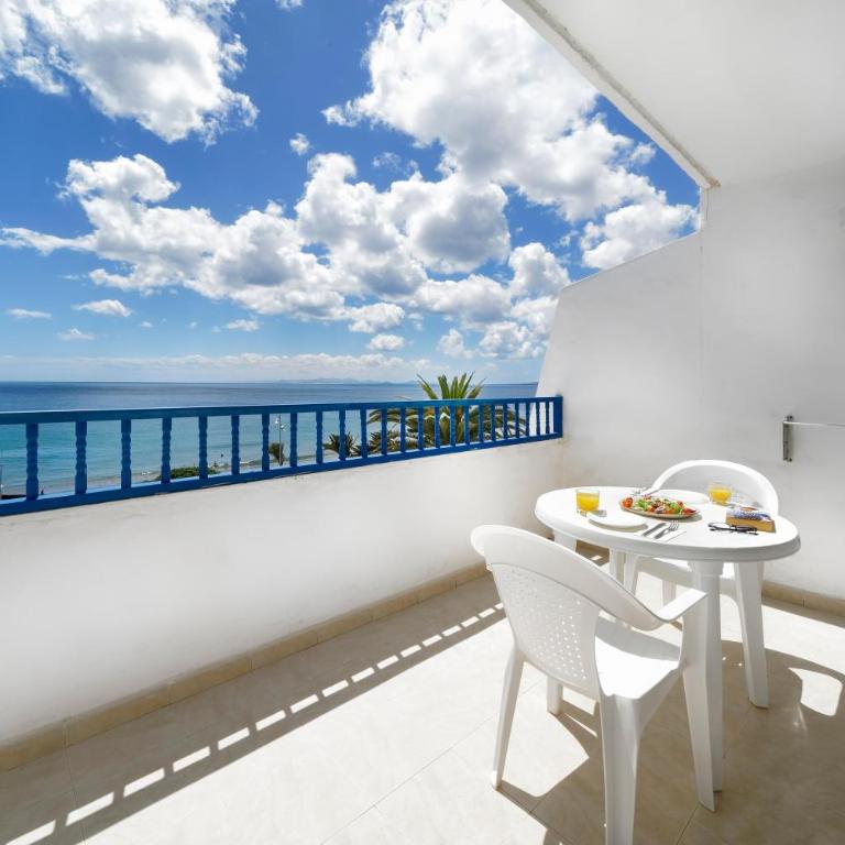 BLUESEA Los Cocoteros - One-Bedroom Apartment with Sea View - 4