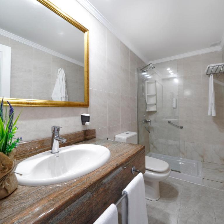 BLUESEA Los Cocoteros - One-Bedroom Apartment with Sea View - 5