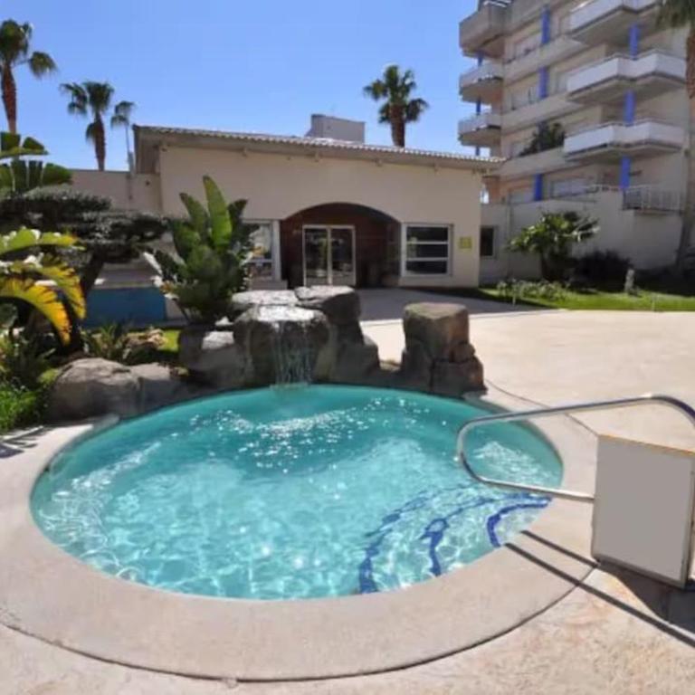 Port Canigó Apartment Pool Beach Parking - Apartamento de 2 dormitorios con balcón - 3
