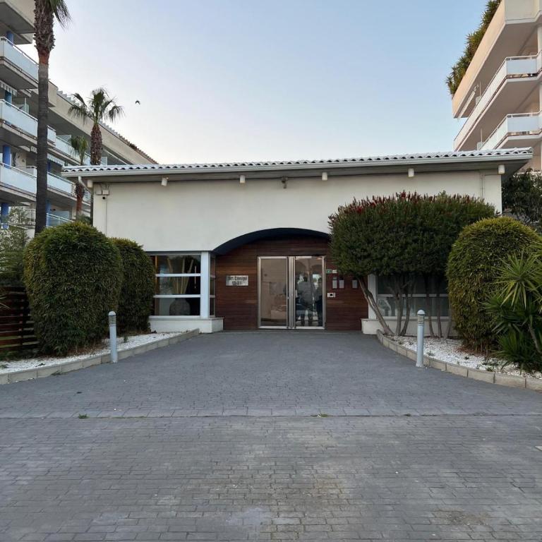 Port Canigó Apartment Pool Beach Parking - Apartamento de 2 dormitorios con balcón - 20