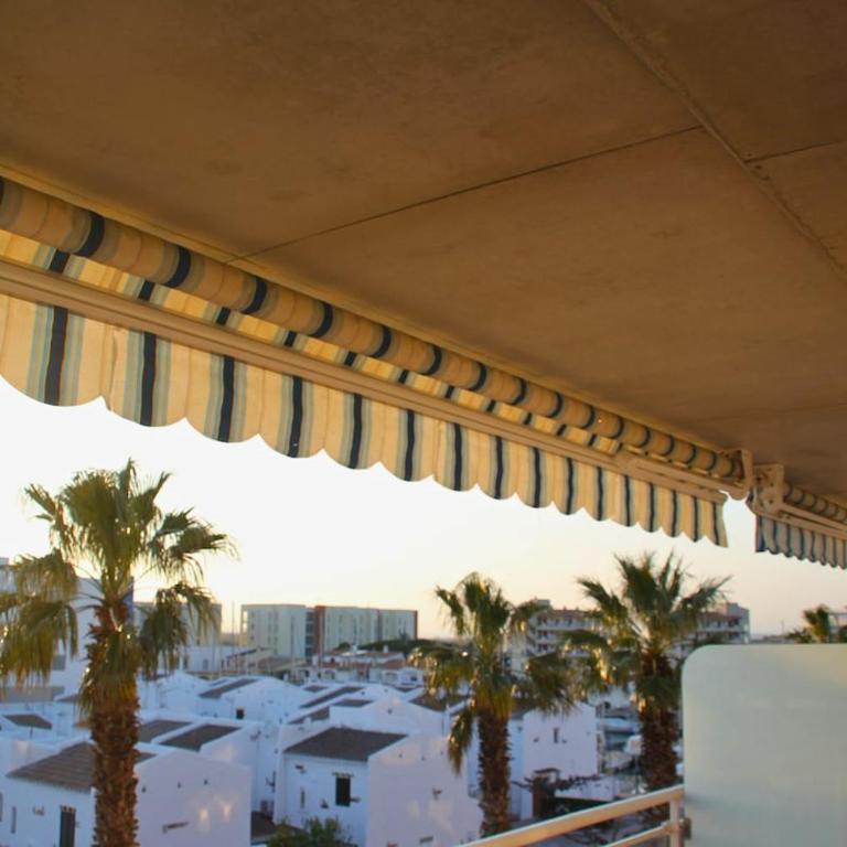 Port Canigó Apartment Pool Beach Parking - Apartamento de 2 dormitorios con balcón - 14