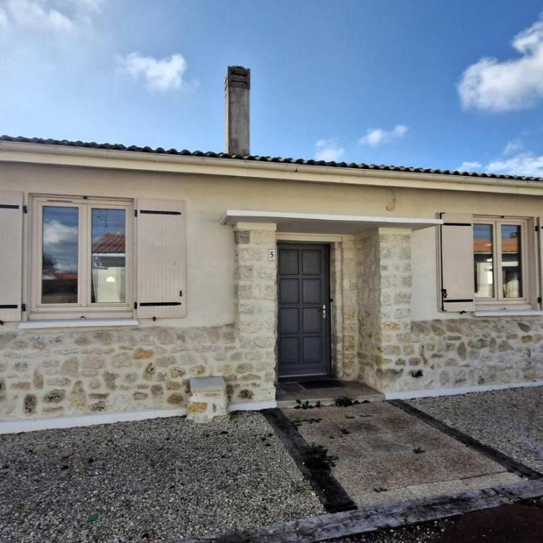 Royan - MAISON de plain-pied avec PISCINE - DETENTE, SOLEIL et CONFORT ! - Maison 3 Chambres - 28