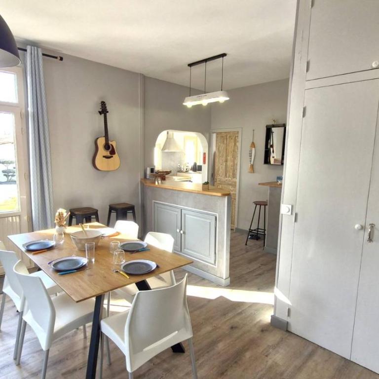 Royan - MAISON de plain-pied avec PISCINE - DETENTE, SOLEIL et CONFORT ! - Maison 3 Chambres - 7