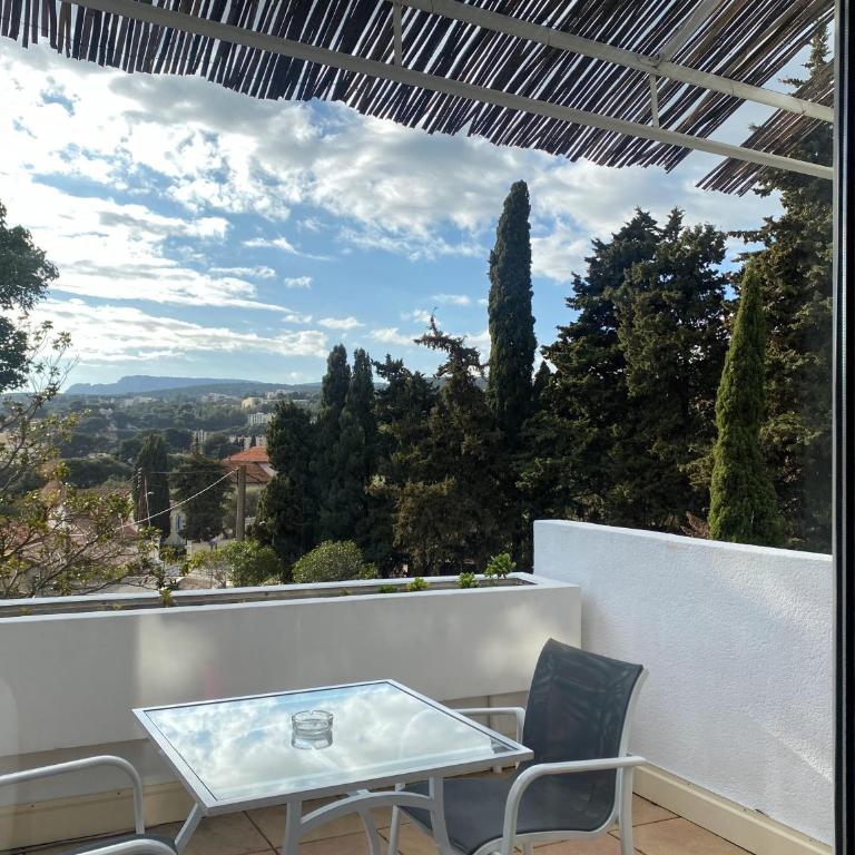 Pamela Hotel Cassis - Chambre Double Supérieure avec Terrasse - 7