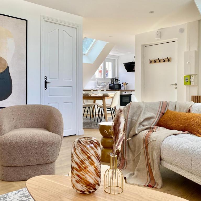 Luxury modern renovated and cozy 2 bedroom Garage-Madeleine - Appartement 2 Chambres - 1