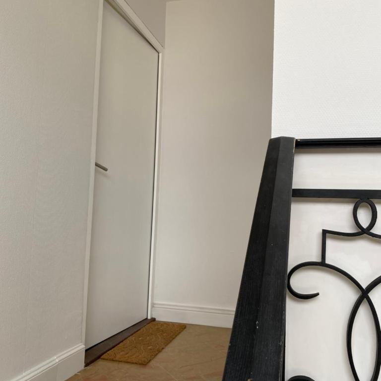Luxury modern renovated and cozy 2 bedroom Garage-Madeleine - Appartement 2 Chambres - 15