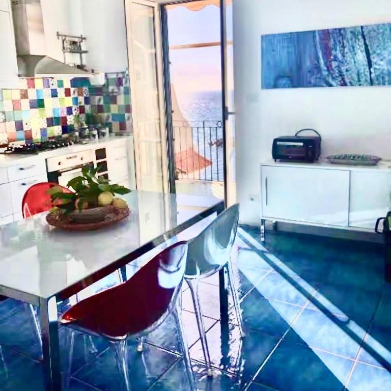 Amalfi Sea House - One-Bedroom House - 16