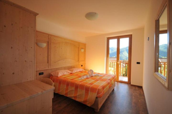 B&B Ledro AFFITTACAMERE - Camera Standard Matrimoniale/Doppia con Letti Singoli con Balcone - 1