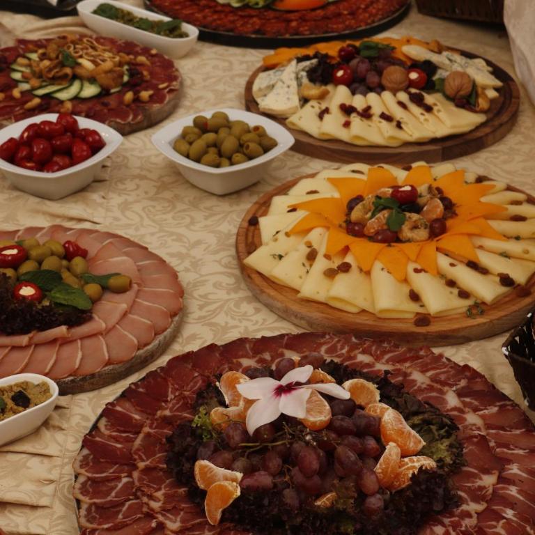 Garni Hotel Leopold I - Dvokrevetna Soba sa Bračnim Krevetom/2 Zasebna Kreveta i Pogledom na Reku - 5