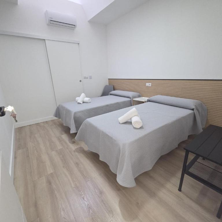 Hostal NV Palacio Congresos - Twin Room - 6