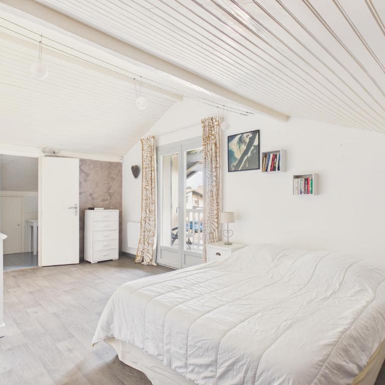 Jolie maison familiale avec jardin pour 6 - Ferienhaus - 20