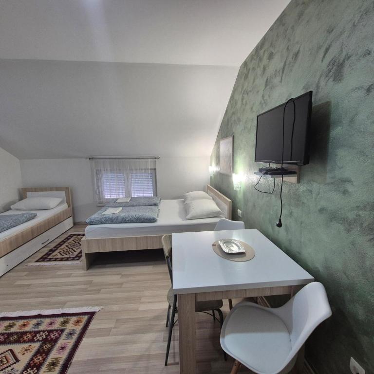 Apartments City Paradise - Deluxe Apartment - 10