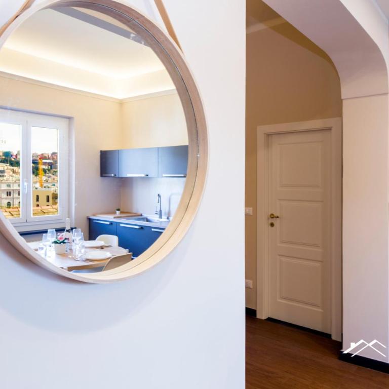 Aquarium 3'| 2BR| Lift | Wifi | Train Station | By Tilo - Two-Bedroom Deluxe Apartment with Harbor View - 7