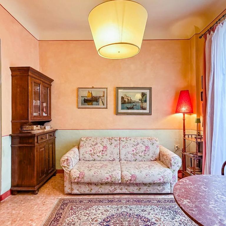 Poggio Imperiale Apartments - One-Bedroom Apartment - 9