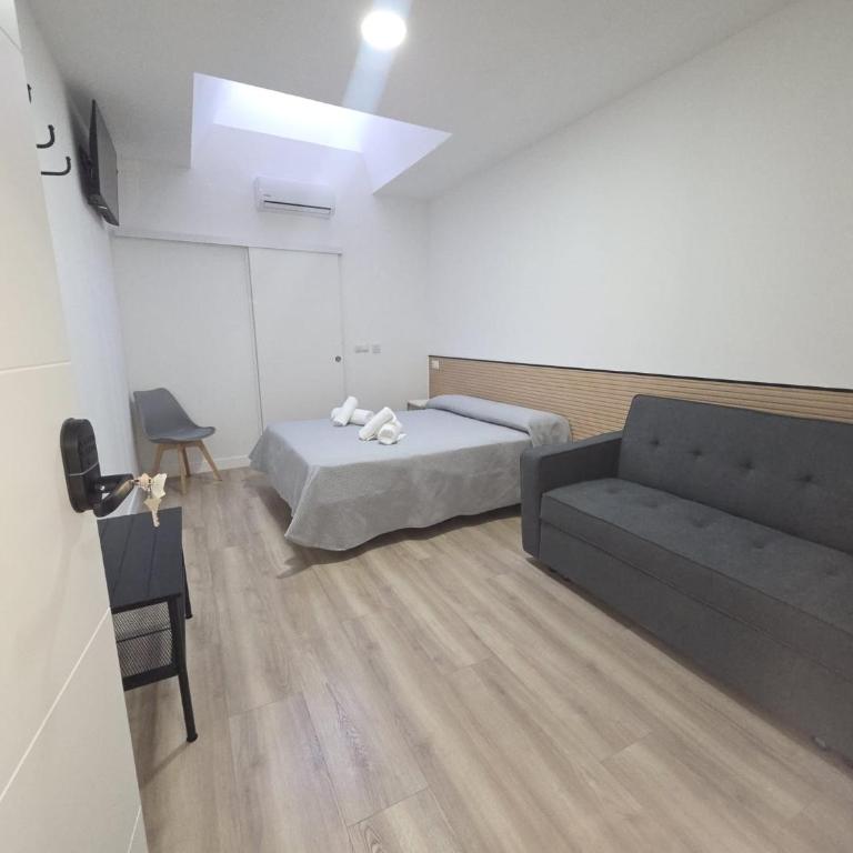 Hostal NV Palacio Congresos - Double or Twin Room - 4