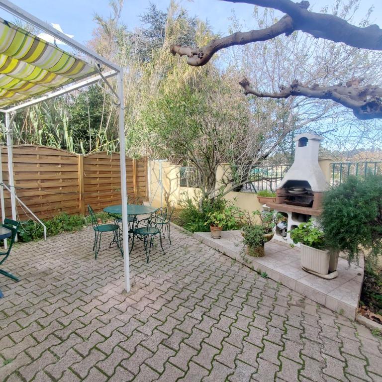Villa familiale avec piscine proche des Sablettes - La Seyne-sur-Mer - Maison 4 Chambres - 16