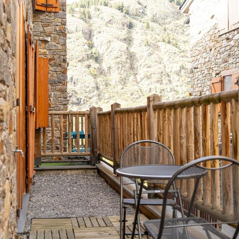 A Cozy Refuge - 2min drive to slopes - 4pax - Apartment mit 2 Schlafzimmern - 43