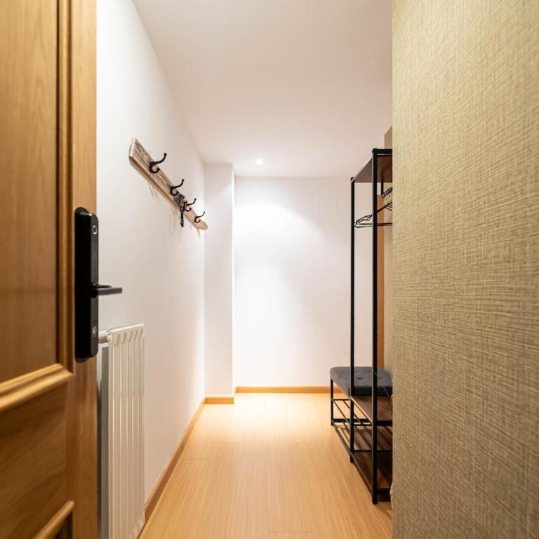 A Cozy Refuge - 2min drive to slopes - 4pax - Apartment mit 2 Schlafzimmern - 51