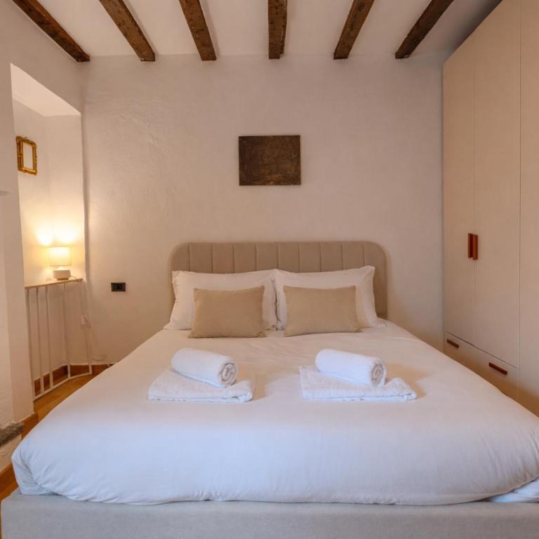 Dolce Vita Milan - Isola Luxury Retreat - Appartamento con 2 Camere da Letto e Balcone - 16