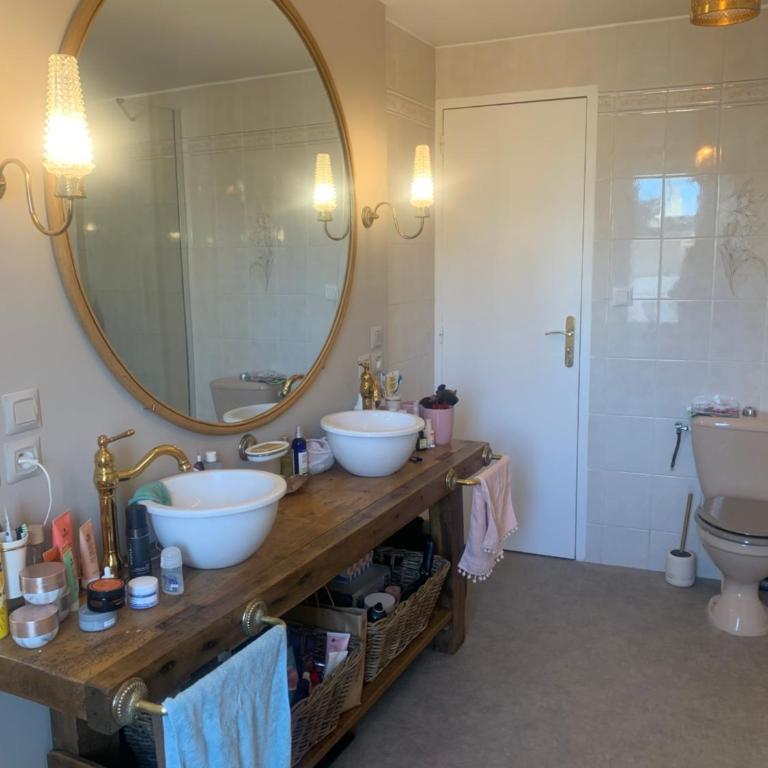 Maison complete proche circuit centre ville 8 a 10 personnes 4 chambres 2 salle de bain - Villa - Vue sur Jardin - 38
