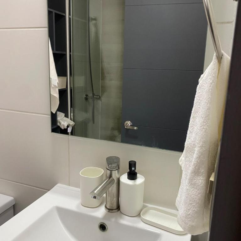 Depa Moderno A pasos de Barrio Italia - One-Bedroom Apartment - 3