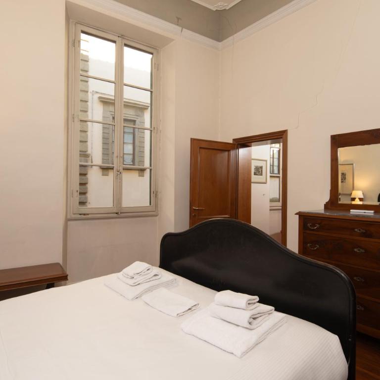 Central Duomo Fresco Apartment - Appartamento con 2 Camere da Letto - 8