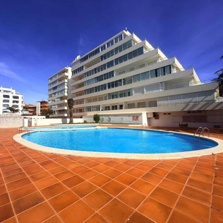 Apartamento para 4 con terraza y piscina a 50m de la playa - ES-204-28 - Apartment - 11