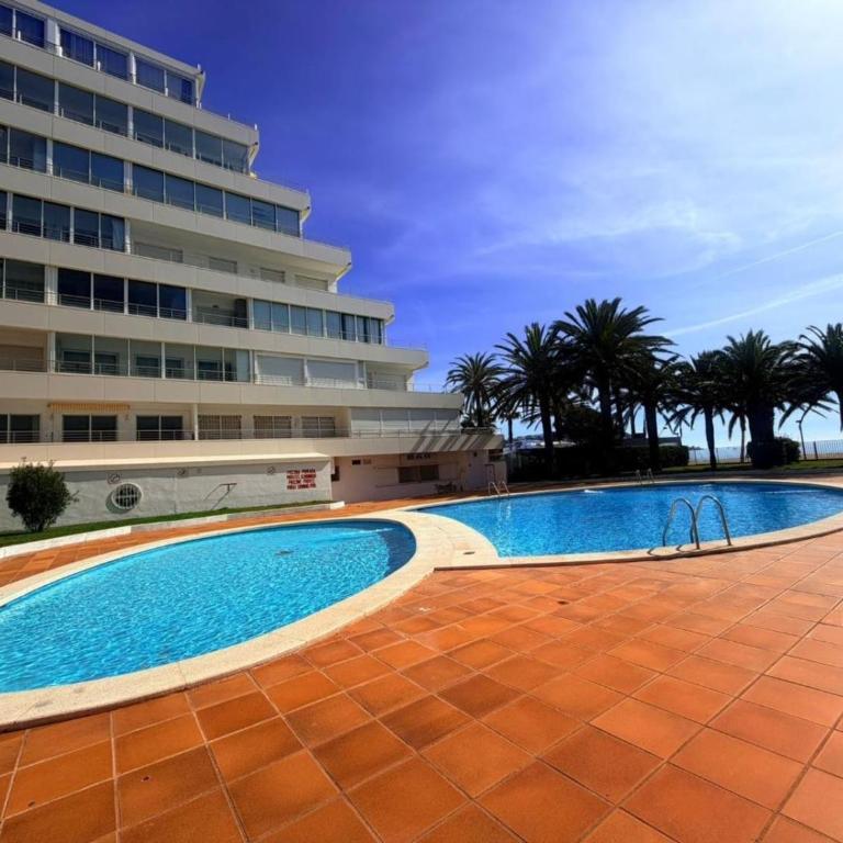 Apartamento para 4 con terraza y piscina a 50m de la playa - ES-204-28 - Apartment - 12