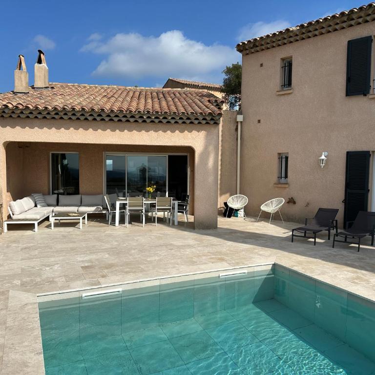 Villa provençale aux Issambres avec vue sur le golfe St Tropez - Villa - Vue sur Mer - 7