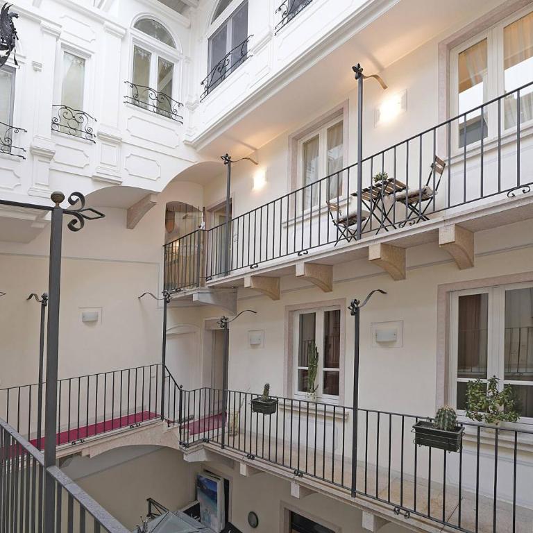 Downtown Apartment - Gardagate - Appartamento - 4