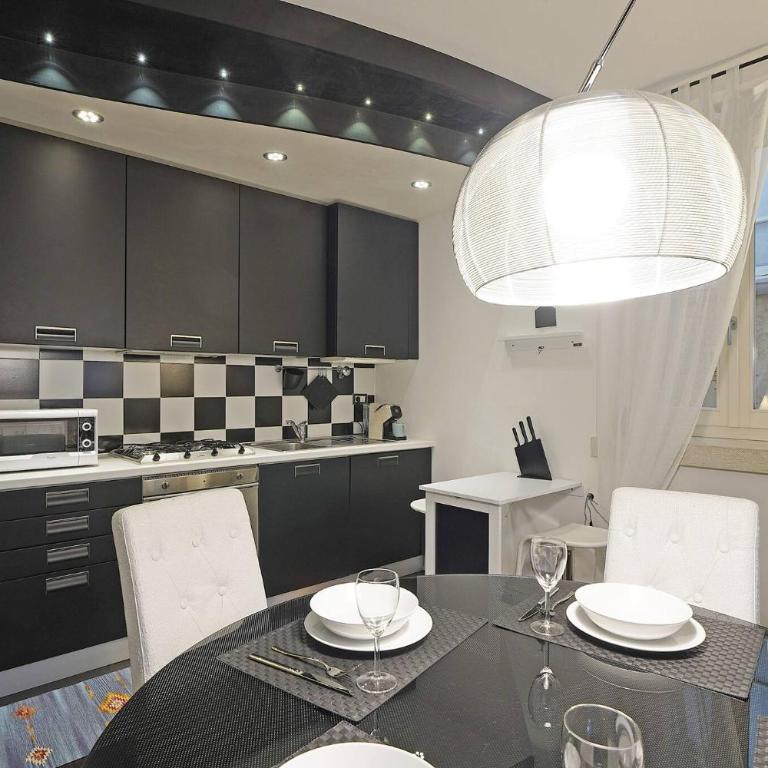 Downtown Apartment - Gardagate - Appartamento - 12