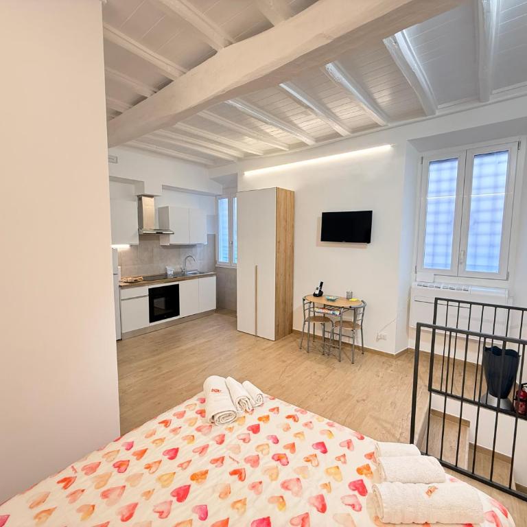 SpecchiamoR2 - Appartamento con 1 Camera da Letto - 2
