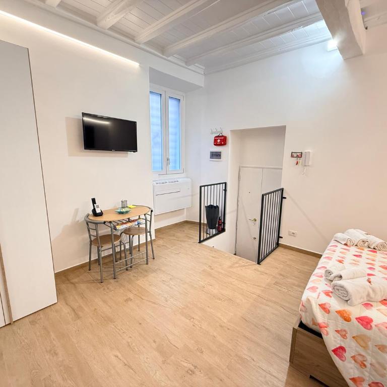 SpecchiamoR2 - Appartamento con 1 Camera da Letto - 16