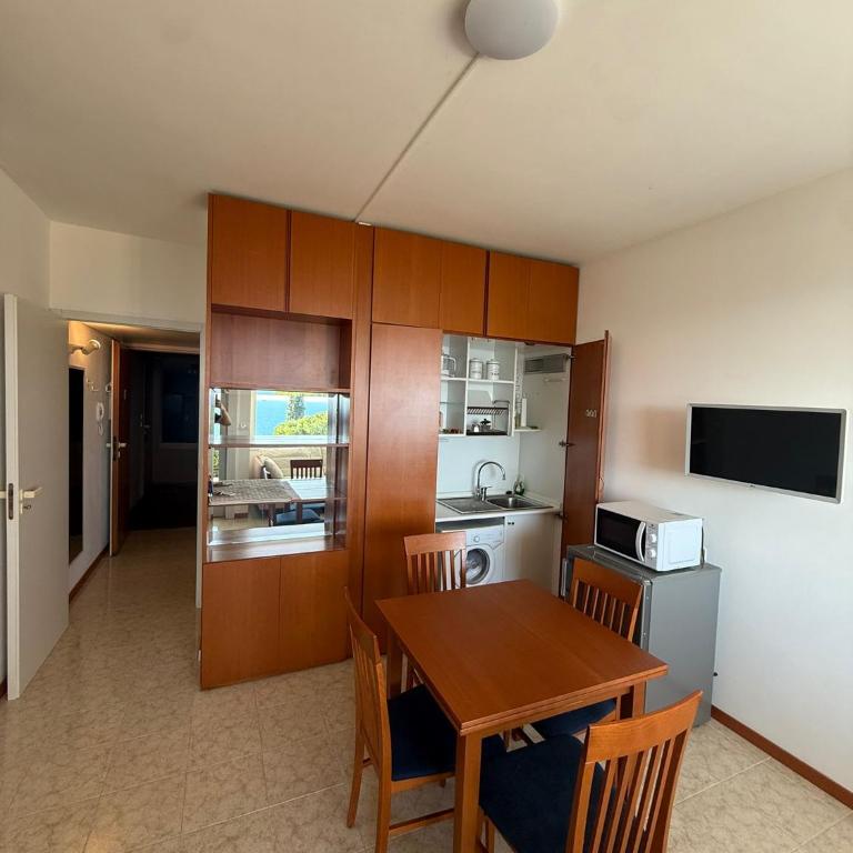 Bilocale vista mare con giardino privato e piscina - One-Bedroom Apartment - 14
