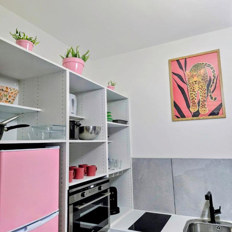Villa Oasis - Appartements à thèmes - Appartement avec Accès pour Personnes à Mobilité Réduite - 5