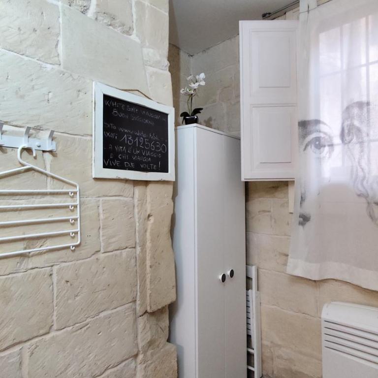 White Suite B&B - Camera Matrimoniale - 15