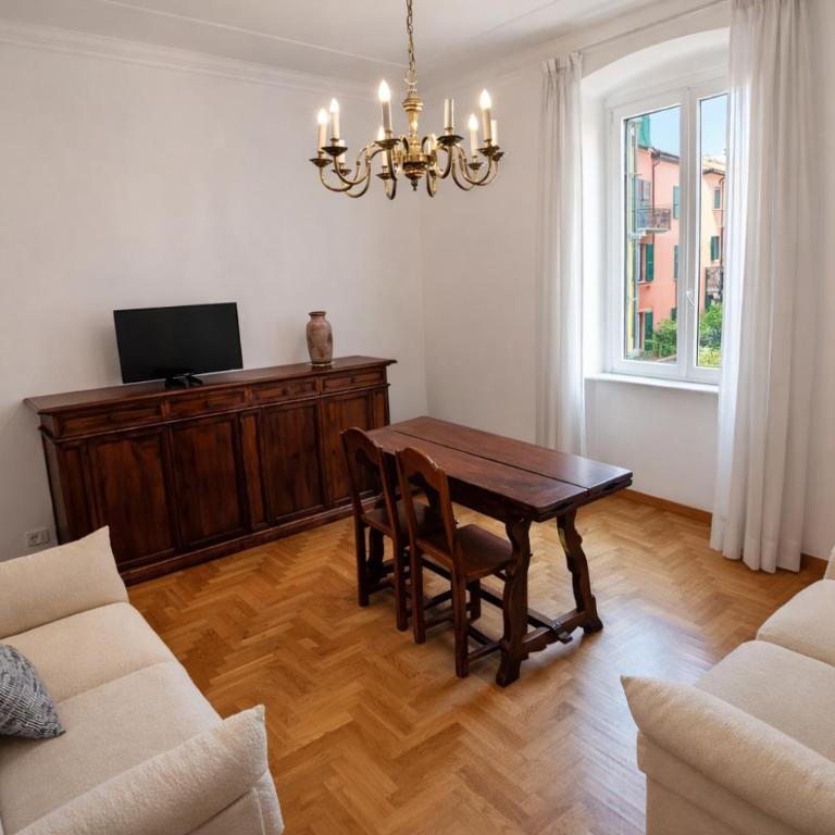Xenia - 4 rooms apt in Via Giovanni Torti 3 - Appartamento con 2 Camere da Letto - 6