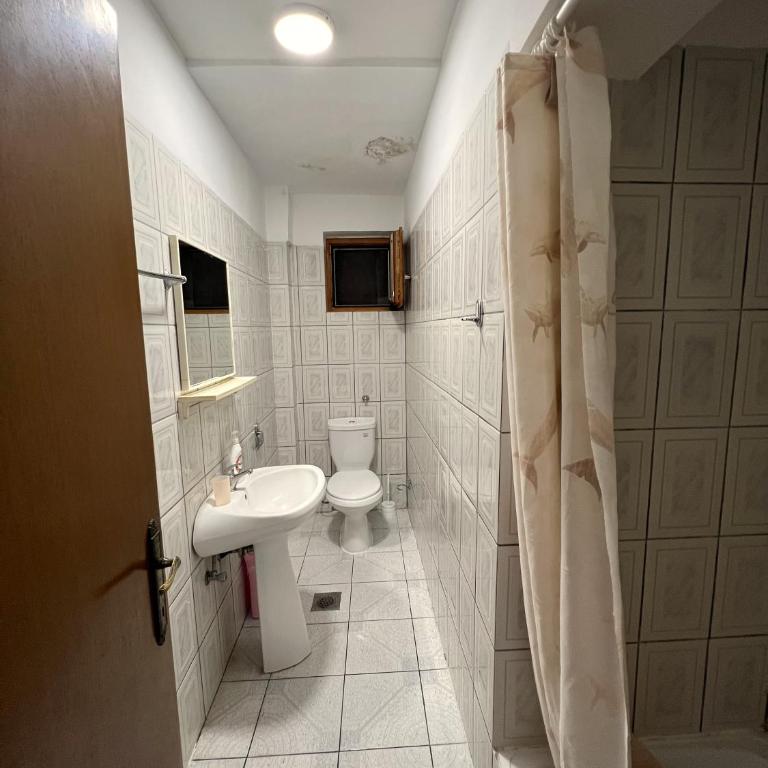 Rooms Villa Desa - Dvokrevetna Soba sa Bračnim Krevetom i Terasom - 6