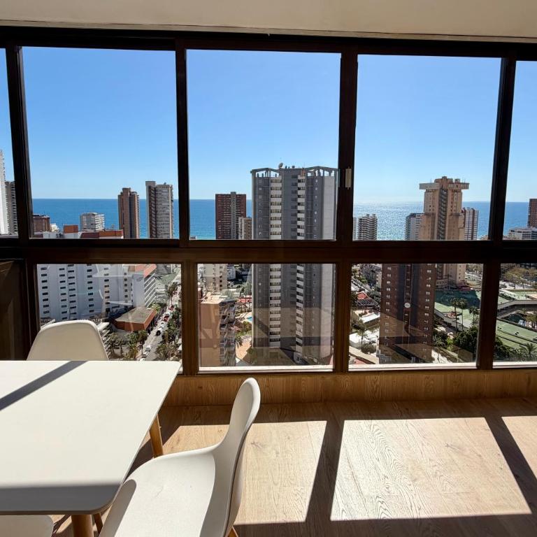 Sea View Apartment, 20th Floor, Pool at Levante Beach - One-Bedroom Apartment - 18