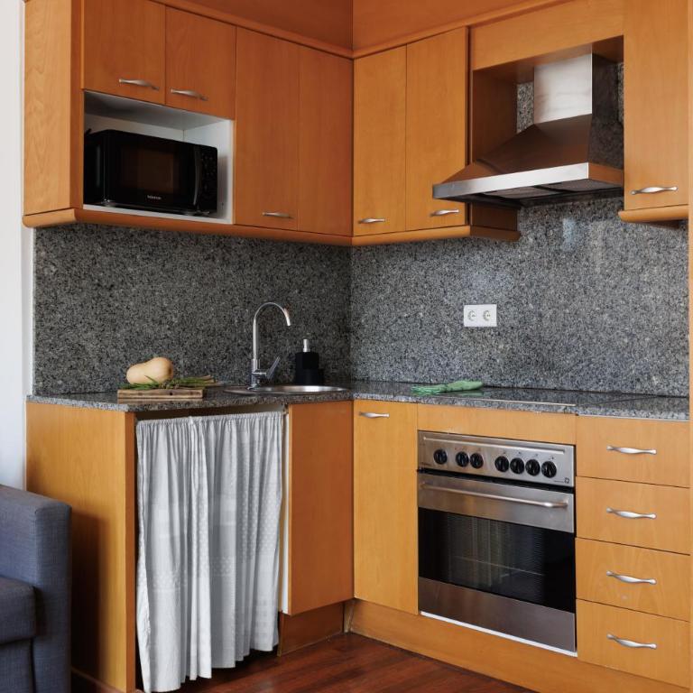 Bright Apartment with Terrace on Paseo de Gracia - One-Bedroom Apartment - 19