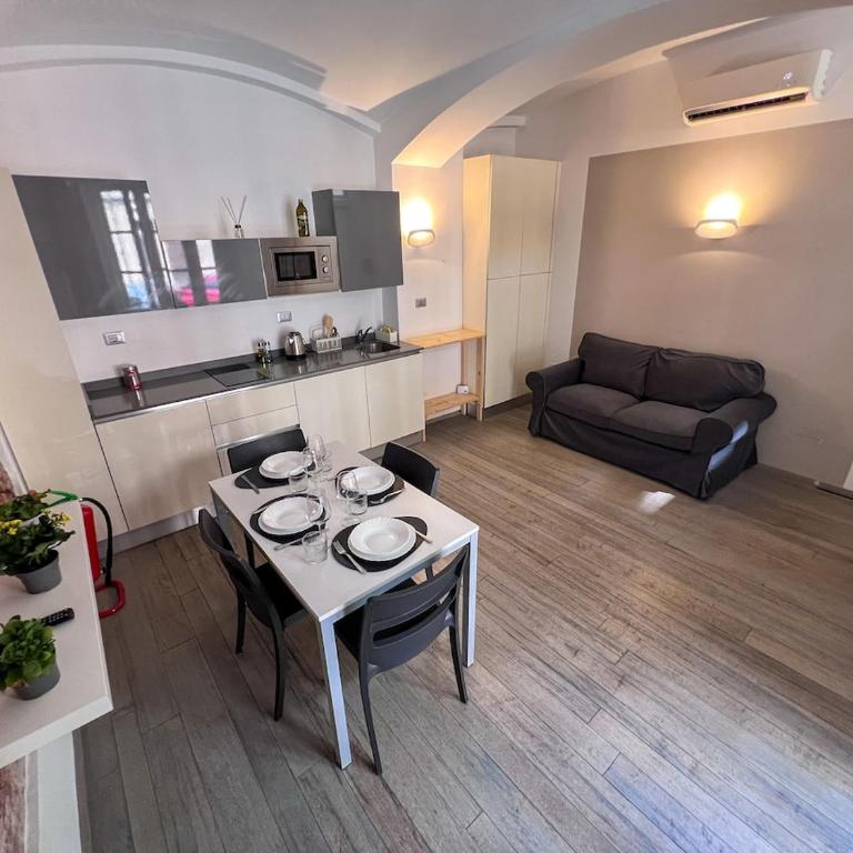 Porta Nuova Living- A few steps from the Porta Nuova Station - One-Bedroom Apartment - 1