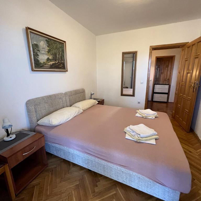 Rooms Villa Desa - Dvokrevetna Soba sa Bračnim Krevetom/Zasebnim Krevetima i Pogledom na Planinu - 19