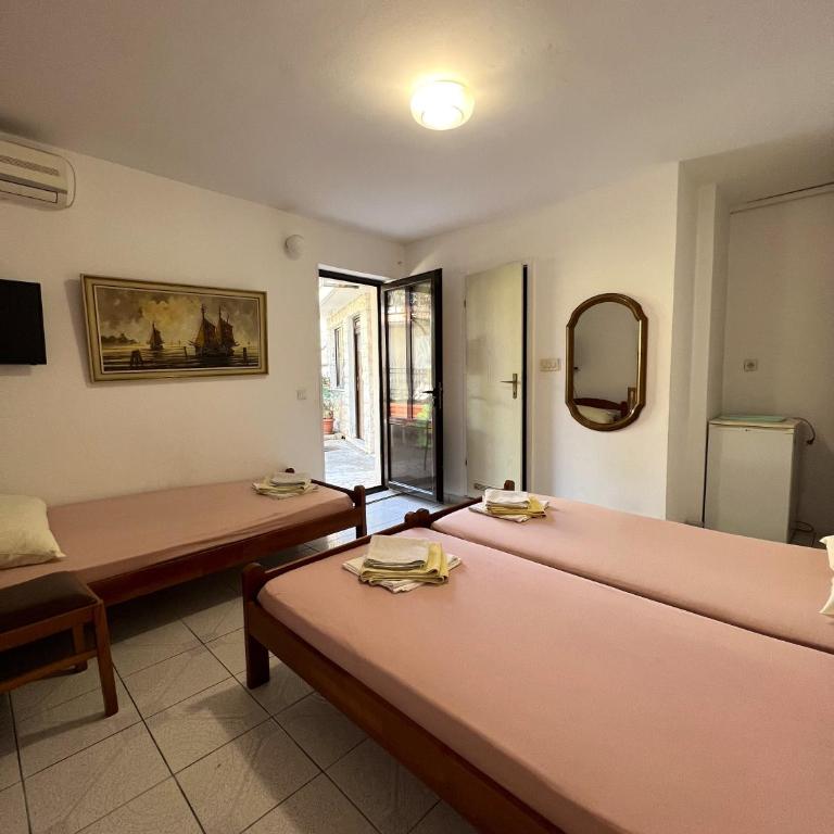 Rooms Villa Desa - Niskobudžetna Trokrevetna Soba - 22