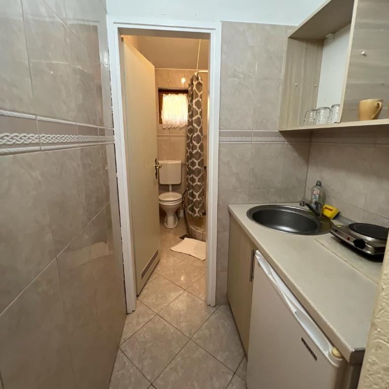 Rooms Villa Desa - Trokrevetna Soba s Pogledom na Planine - 14