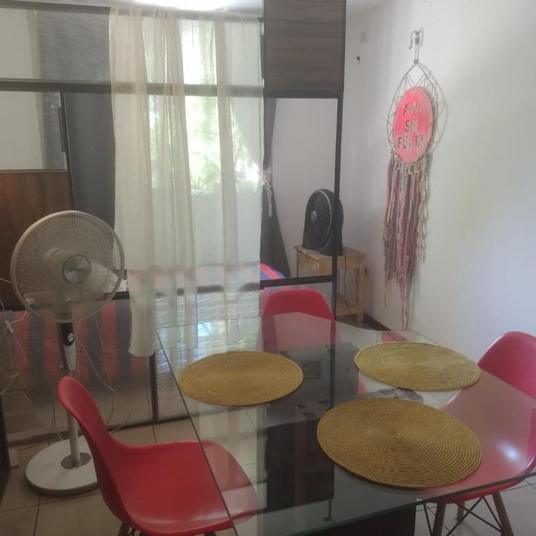 depto cerca patio Olmos para 3 - Apartamento de 1 dormitorio - 2