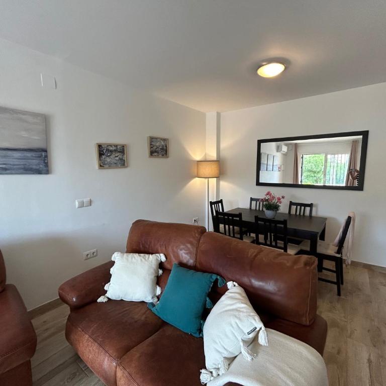 Holidays & Home Mijas Costa Sea & Pool Duplex - Apartamento de 2 dormitorios - 26