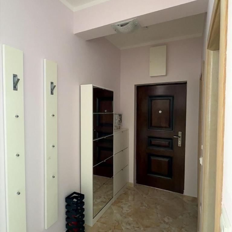 Bella Costa Lux - Two-Bedroom Deluxe Apartment with Balcony - 15