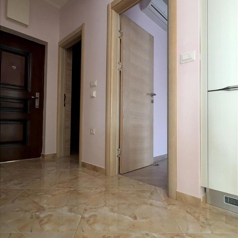 Bella Costa Lux - Two-Bedroom Deluxe Apartment with Balcony - 19