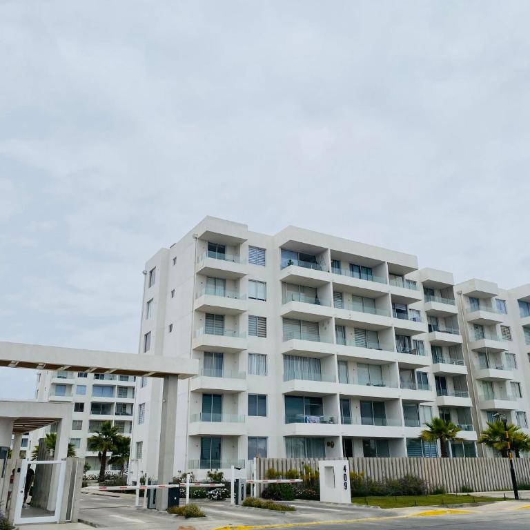 comodo departamento de 2H 2B cercano a todo - Two-Bedroom Apartment - 3