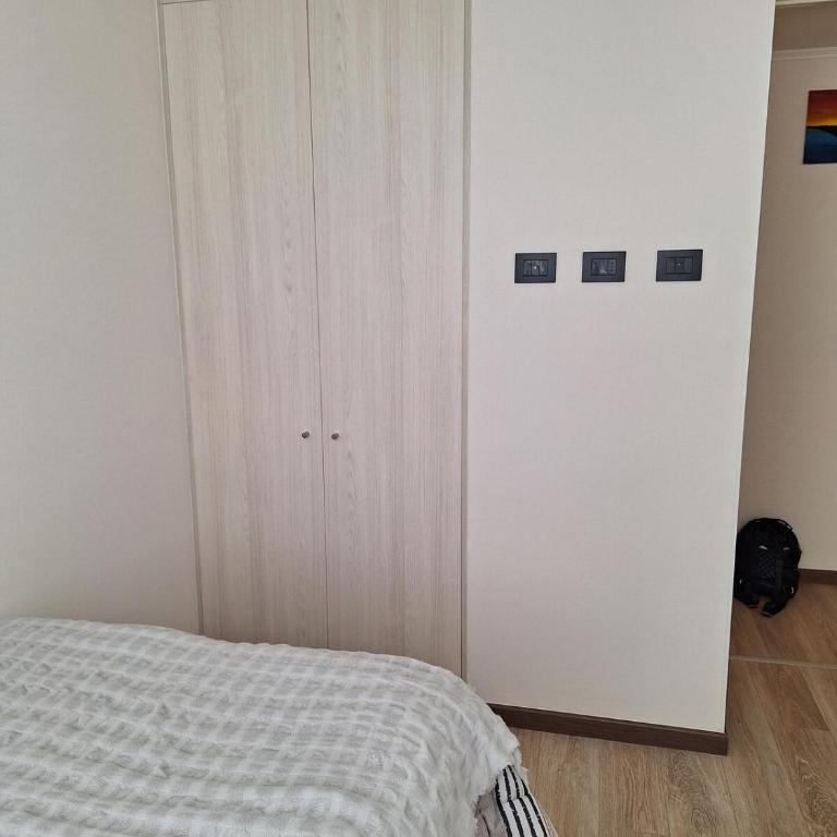 comodo departamento de 2H 2B cercano a todo - Two-Bedroom Apartment - 20